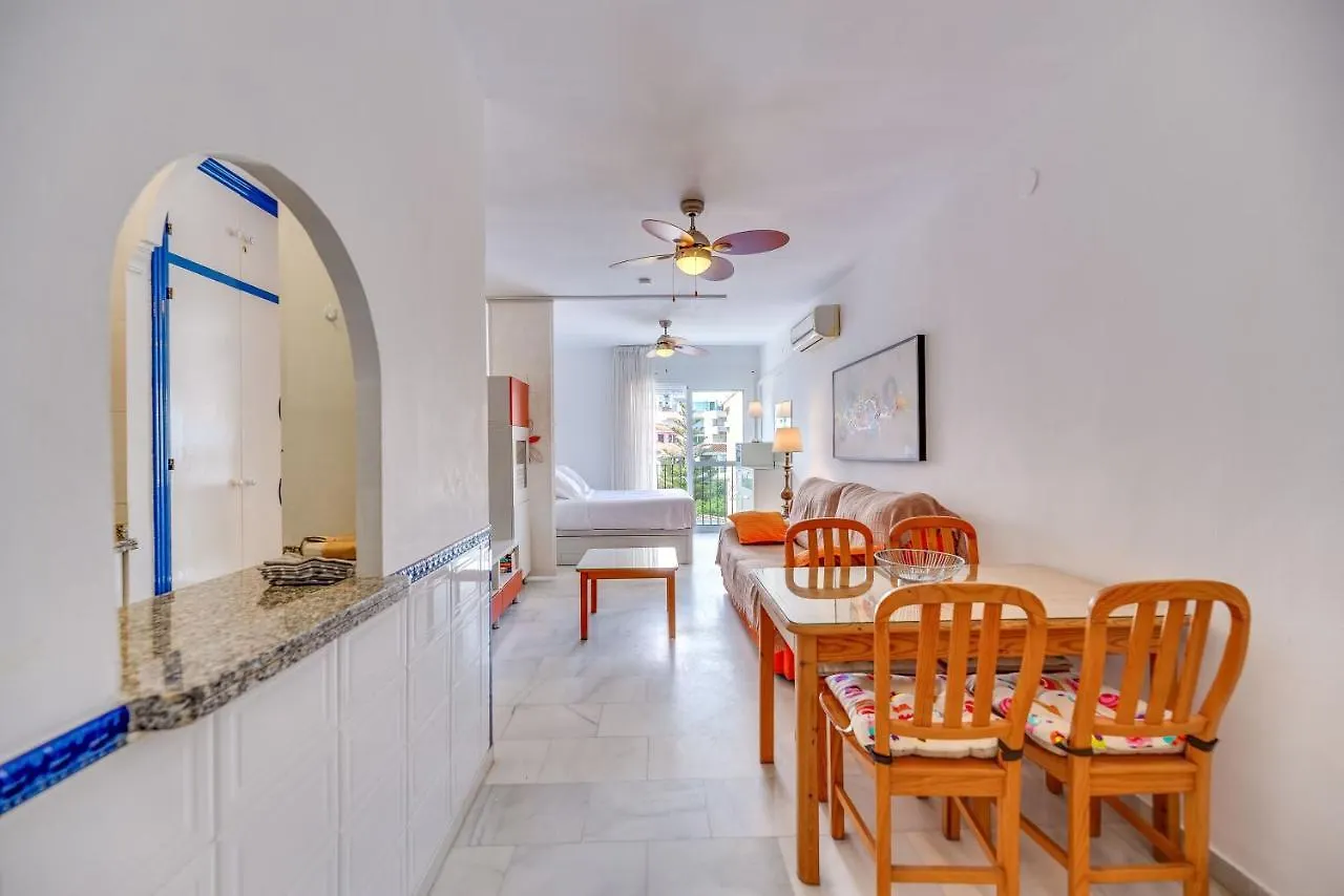 Apartment Homeforguest Bright Studio In La Carihuela Near The Beach Torremolinos