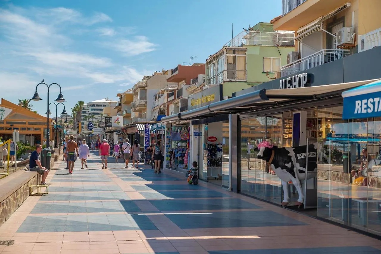 Homeforguest Bright Studio In La Carihuela Near The Beach Torremolinos 0*,  Spanien