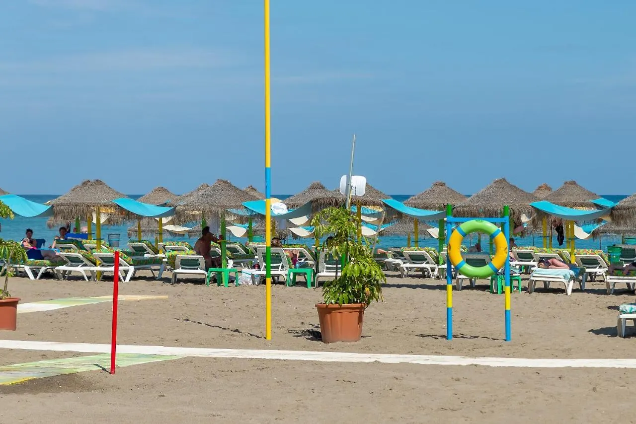 Homeforguest Bright Studio In La Carihuela Near The Beach Torremolinos Apartment