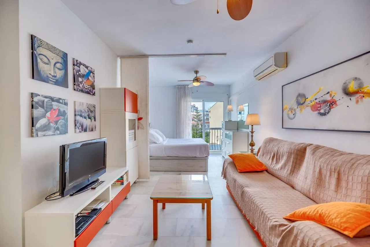 Homeforguest Bright Studio In La Carihuela Near The Beach Torremolinos