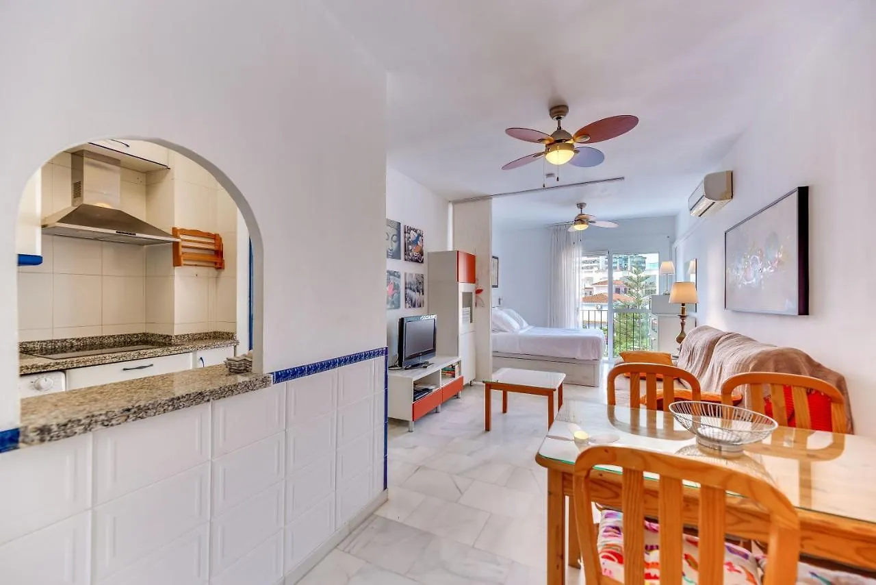 Apartamento Homeforguest Bright Studio In La Carihuela Near The Beach Torremolinos