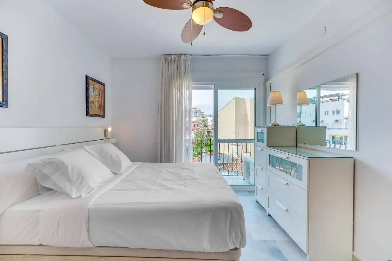 Homeforguest Bright Studio In La Carihuela Near The Beach Torremolinos